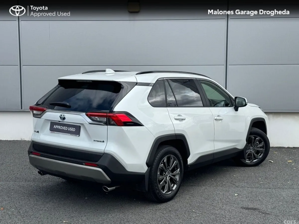Toyota RAV4 SUV, Petrol Hybrid, 2024, White