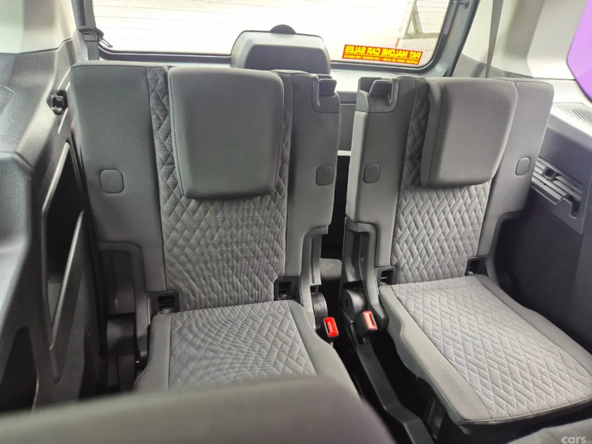 Volkswagen Caddy MPV, Diesel, 2023, Grey