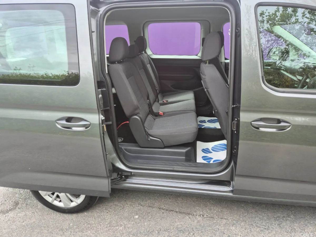 Volkswagen Caddy MPV, Diesel, 2023, Grey