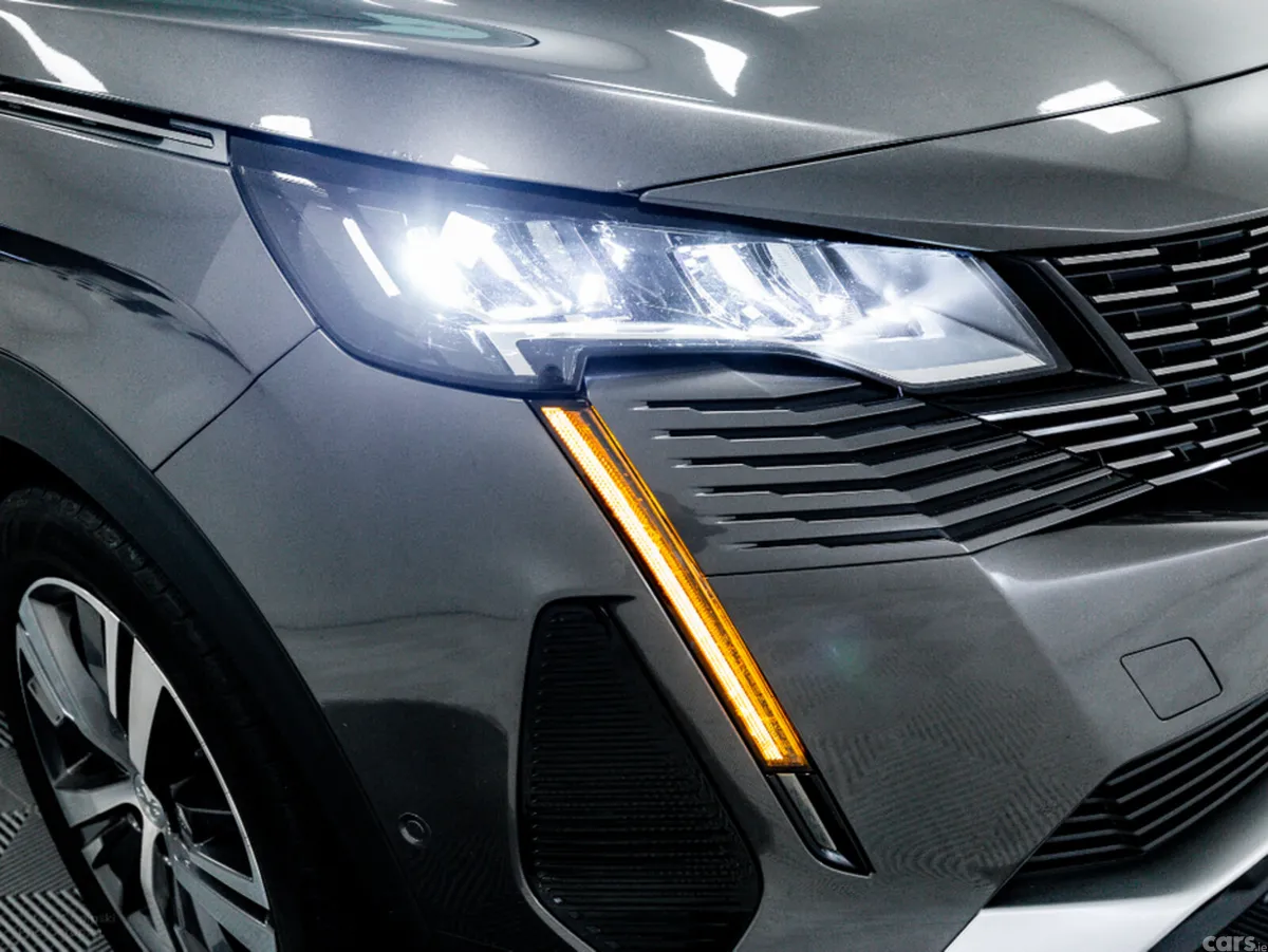 Peugeot 3008 SUV, Diesel, 2023, Grey