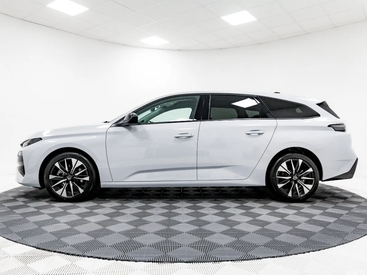 Peugeot 308 Estate, Petrol Hybrid, 2026, White
