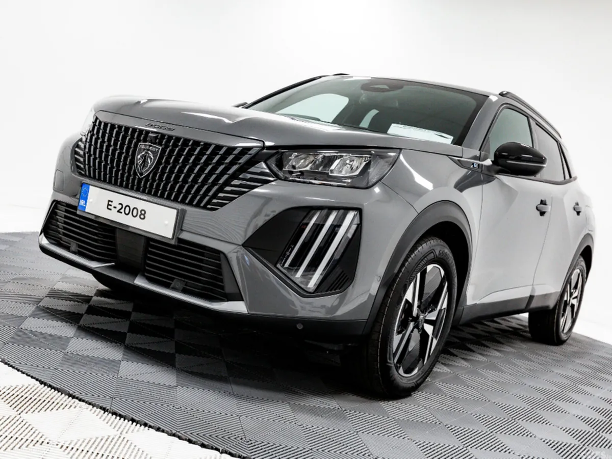 Peugeot 2008 SUV, Electric, 2026, Grey