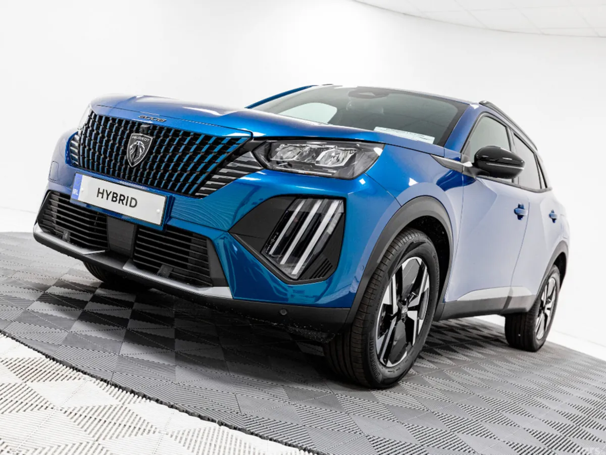 Peugeot 2008 SUV, Petrol Hybrid, 2026, Blue