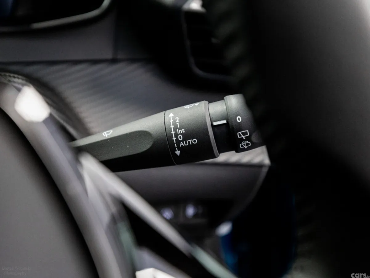 Peugeot 2008 SUV, Petrol Hybrid, 2026, Blue