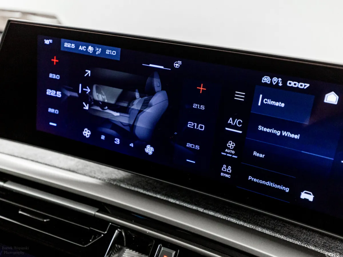 Peugeot 5008 SUV, Electric, 2026, Blue