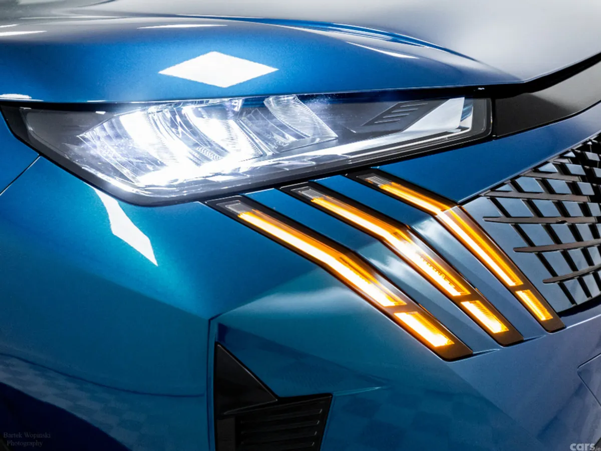 Peugeot 5008 SUV, Electric, 2026, Blue