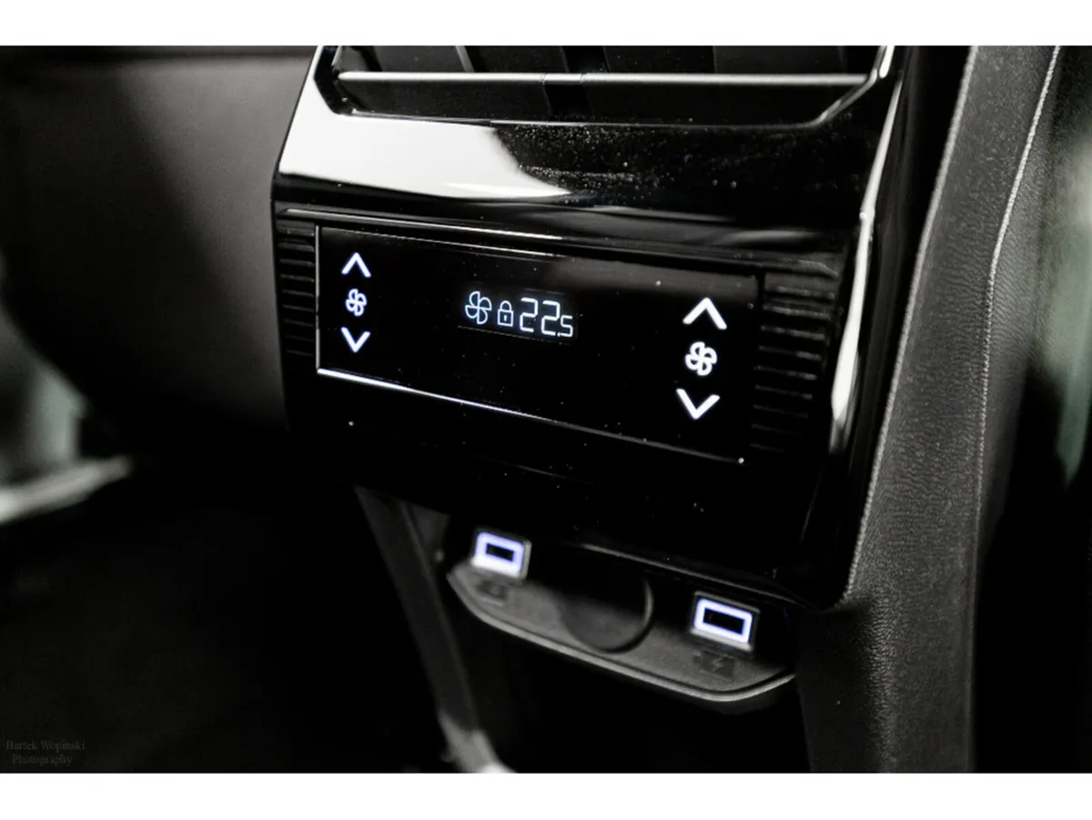 Peugeot 5008 SUV, Electric, 2026, Blue