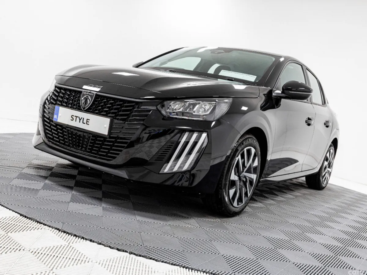 Peugeot 208 Hatchback, Petrol, 2026, Black