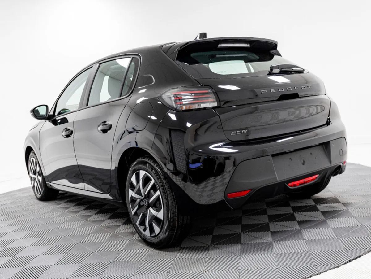 Peugeot 208 Hatchback, Petrol, 2026, Black