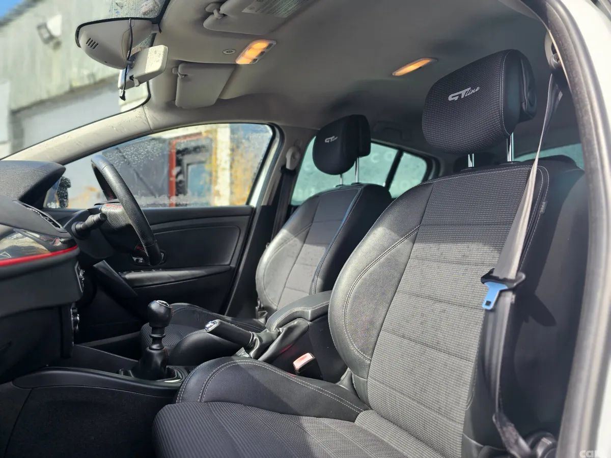 Renault Megane Hatchback, Diesel, 2014, White