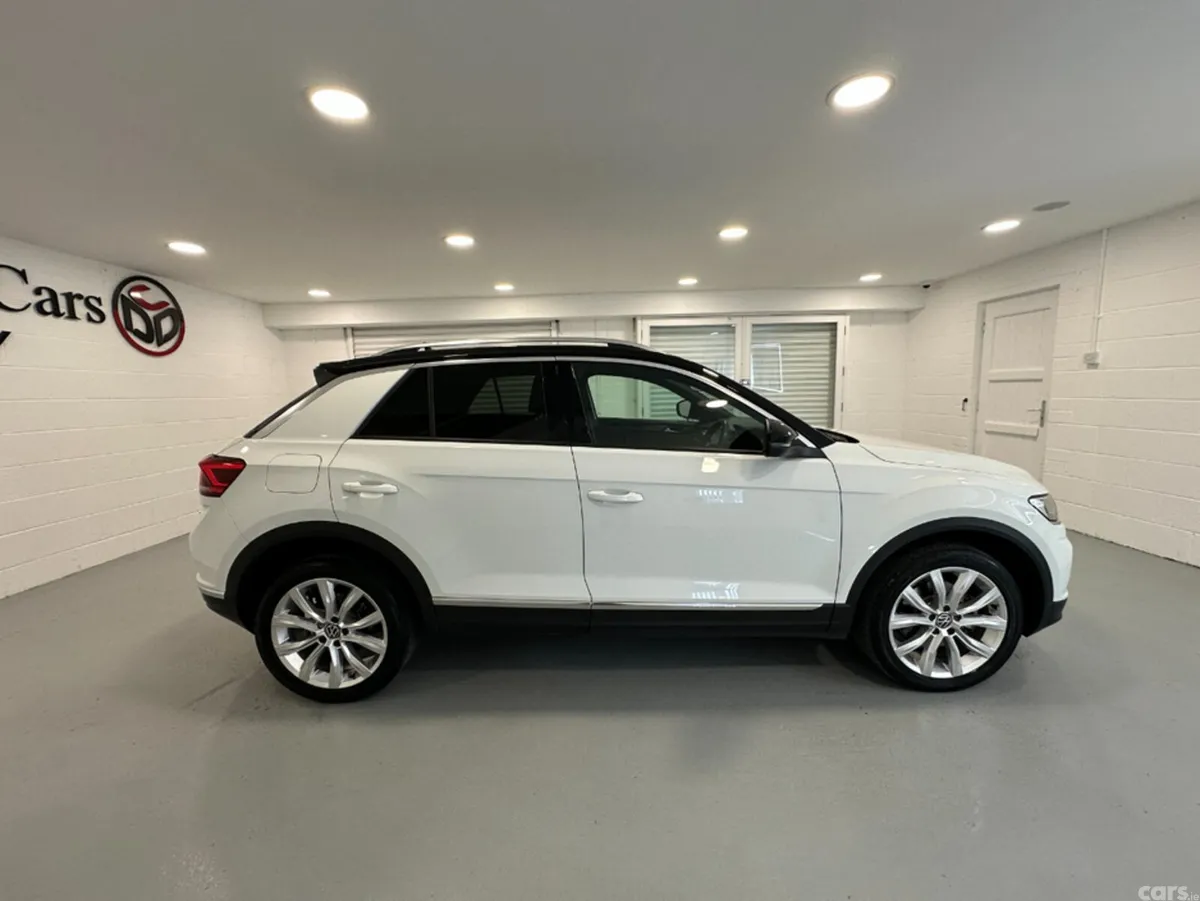 Volkswagen T-Roc SUV, Diesel, 2021, White