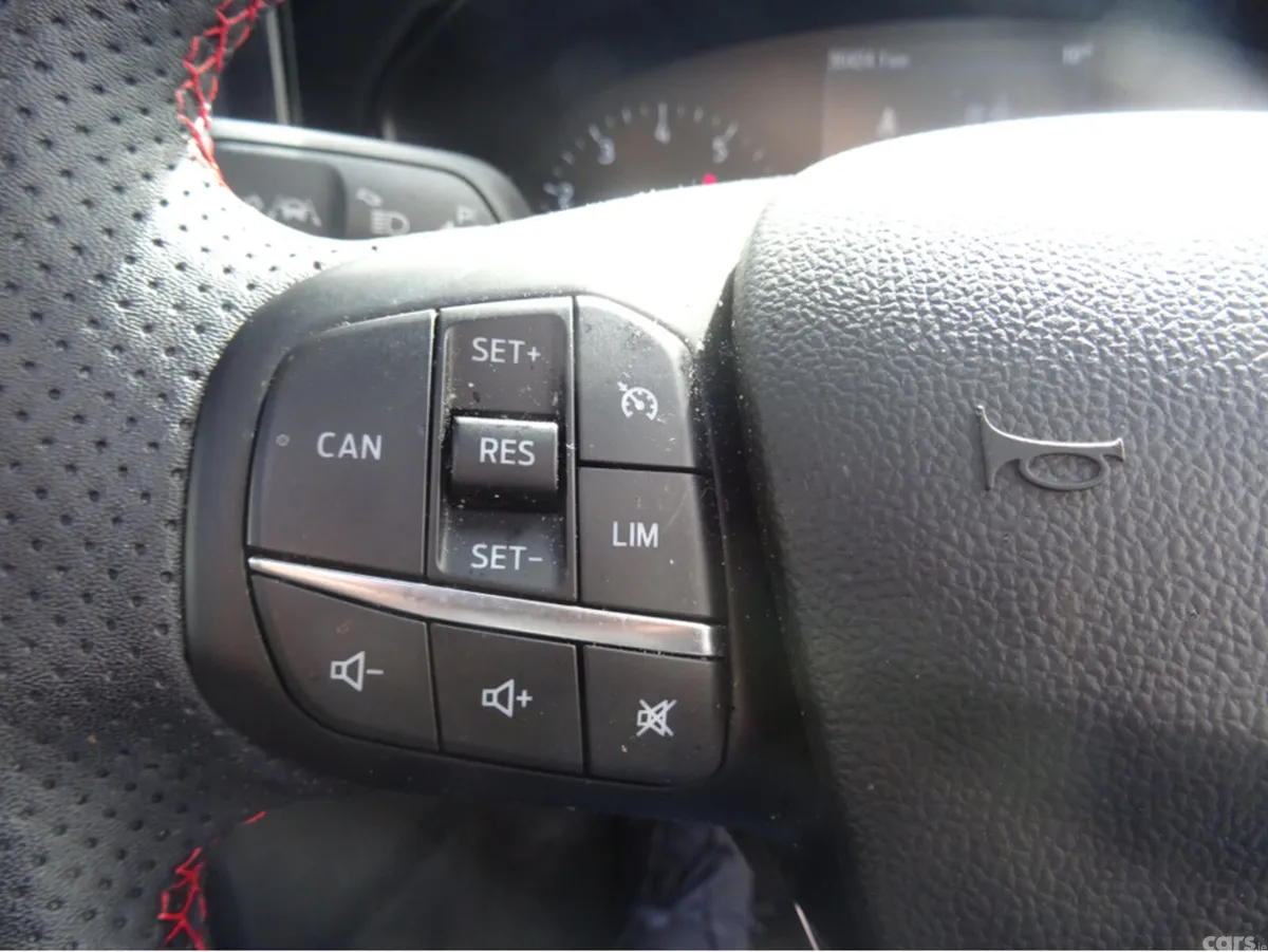 Ford Focus Hatchback, Petrol Hybrid, 2023, Black