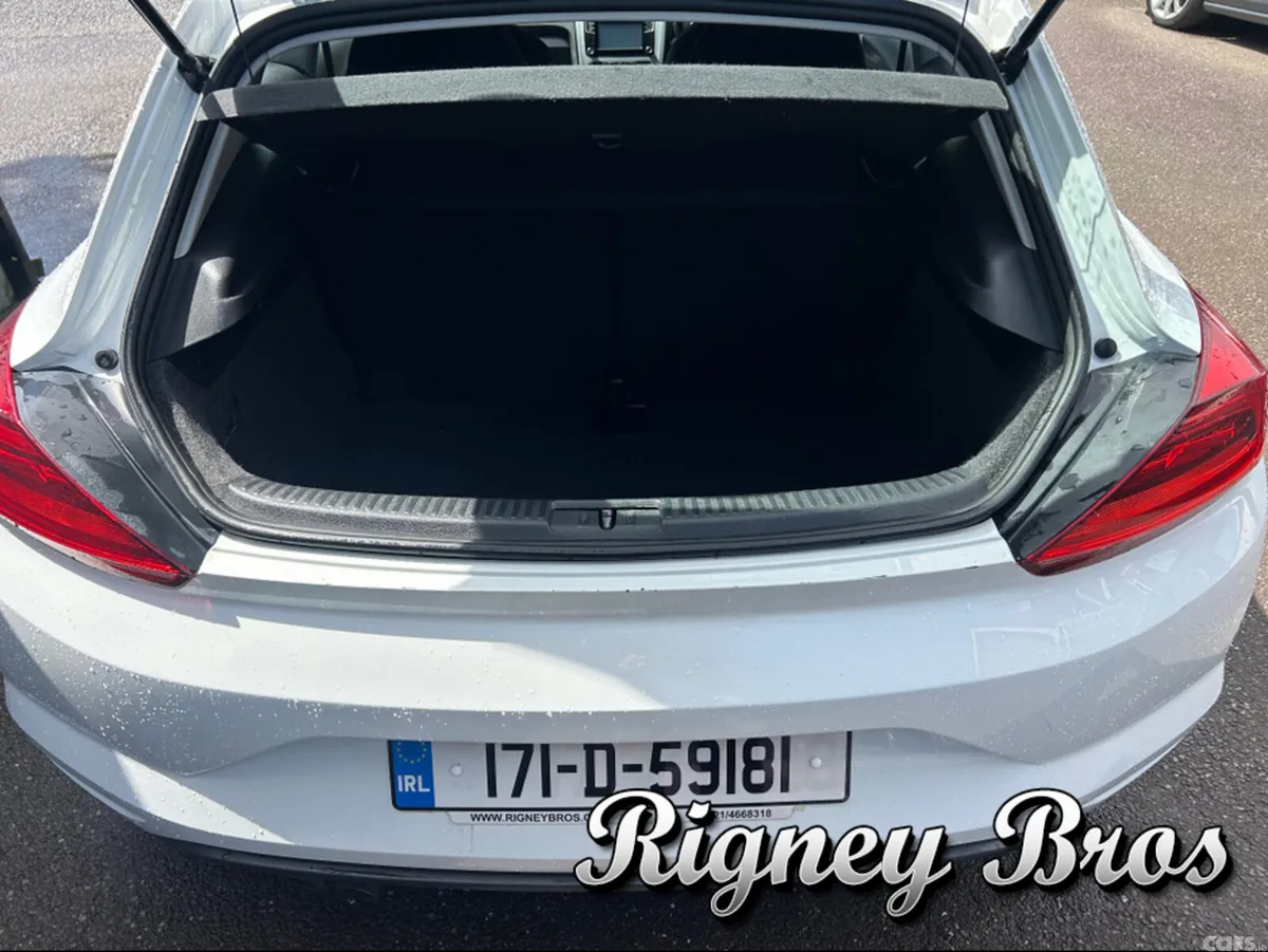 Volkswagen Scirocco Coupe, Diesel, 2017, White