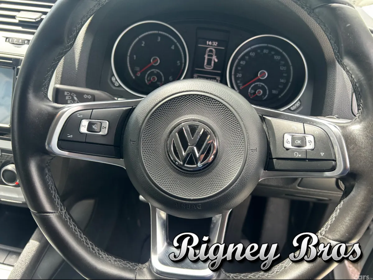 Volkswagen Scirocco Coupe, Diesel, 2017, White