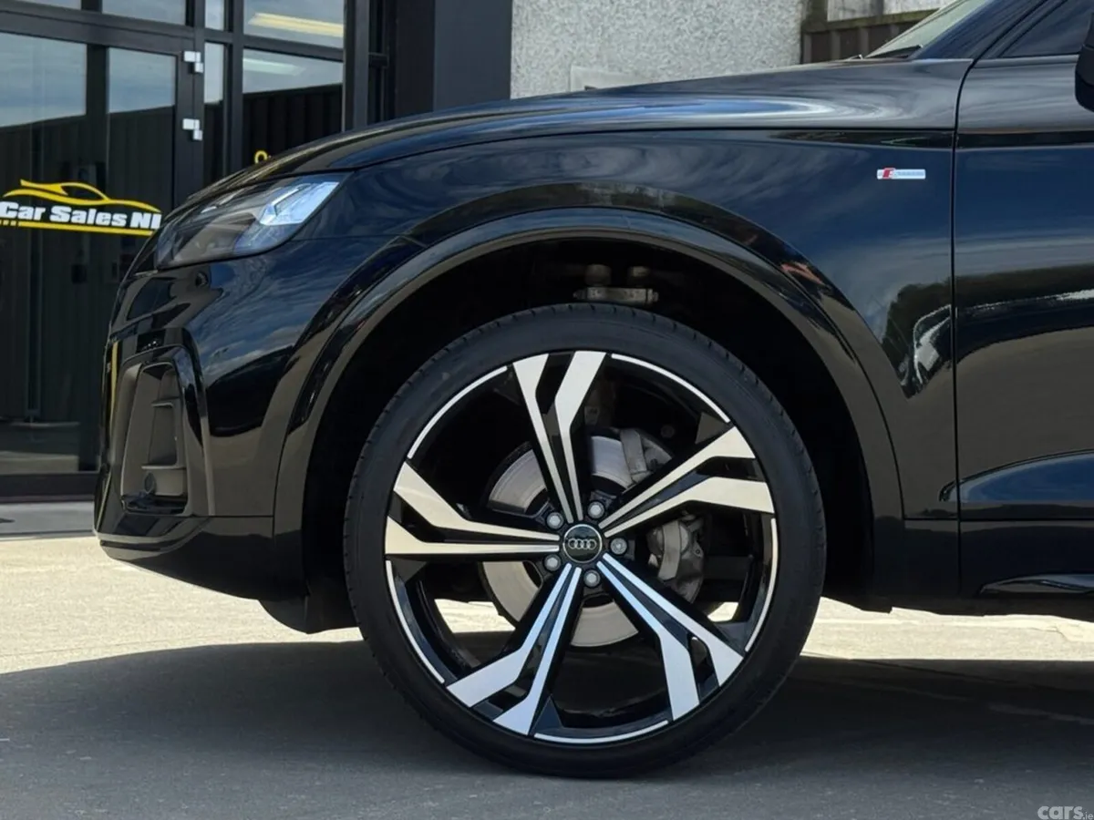 Audi Q5 SUV, Diesel Hybrid, 2023, Black