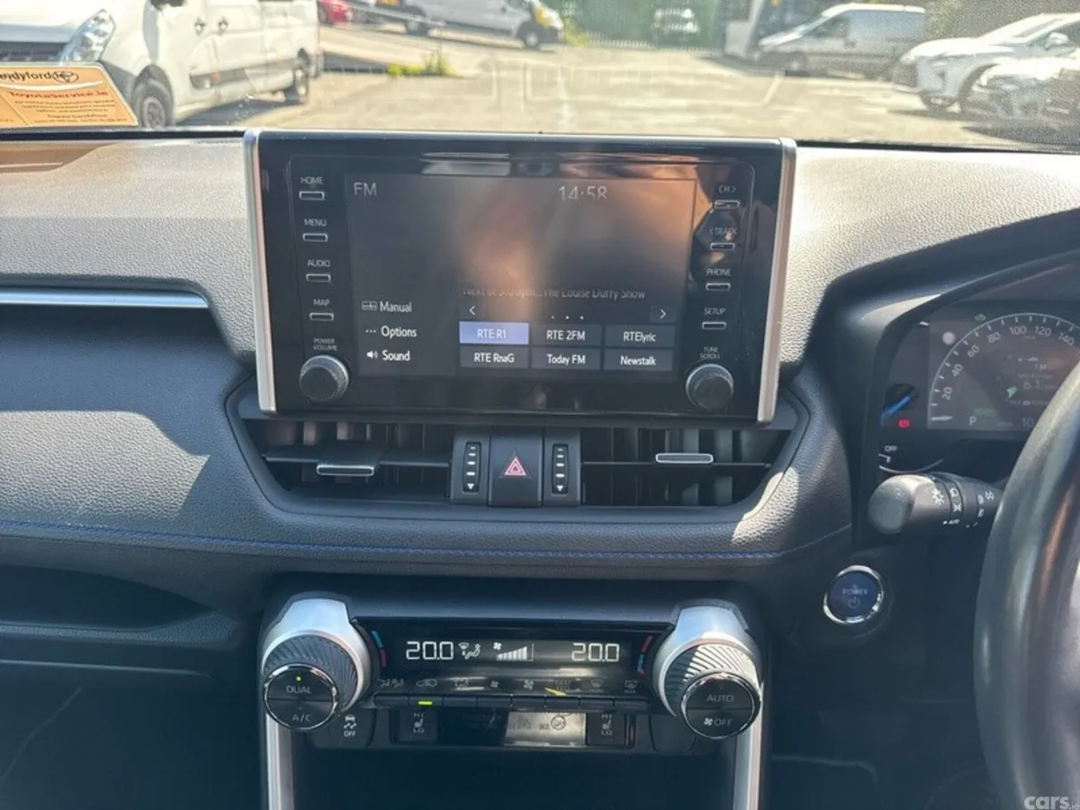 Toyota RAV4 SUV, Petrol Hybrid, 2022, Blue