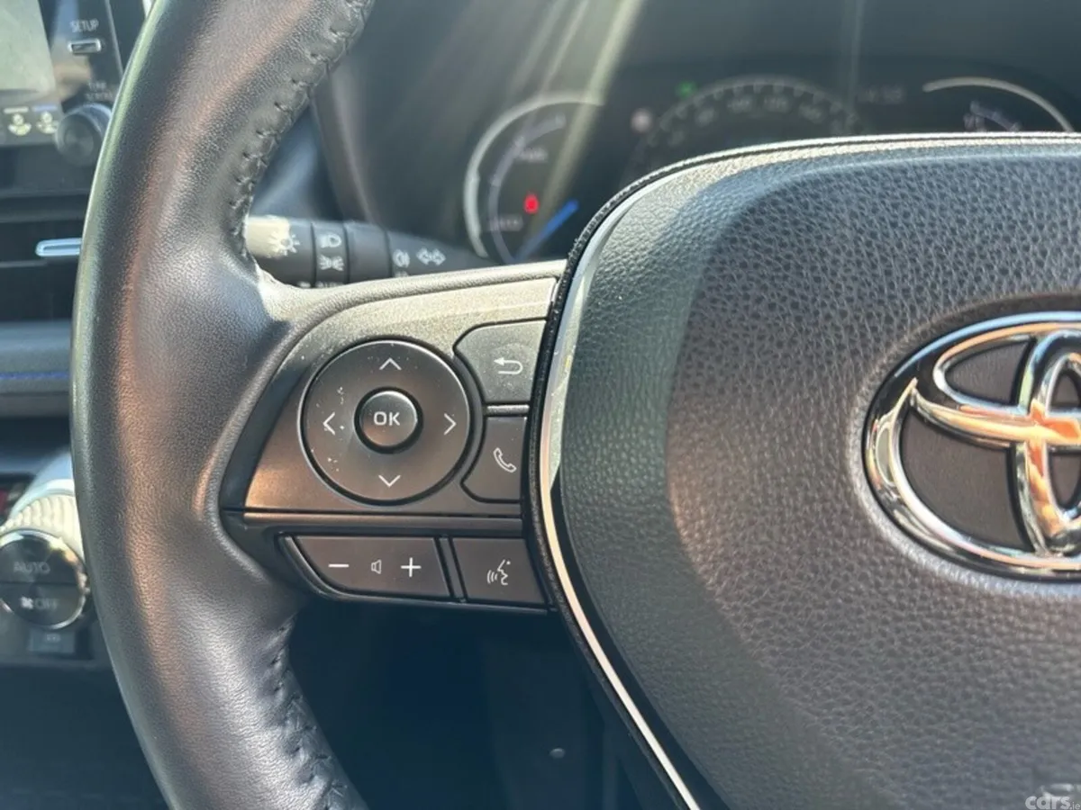Toyota RAV4 SUV, Petrol Hybrid, 2022, Blue