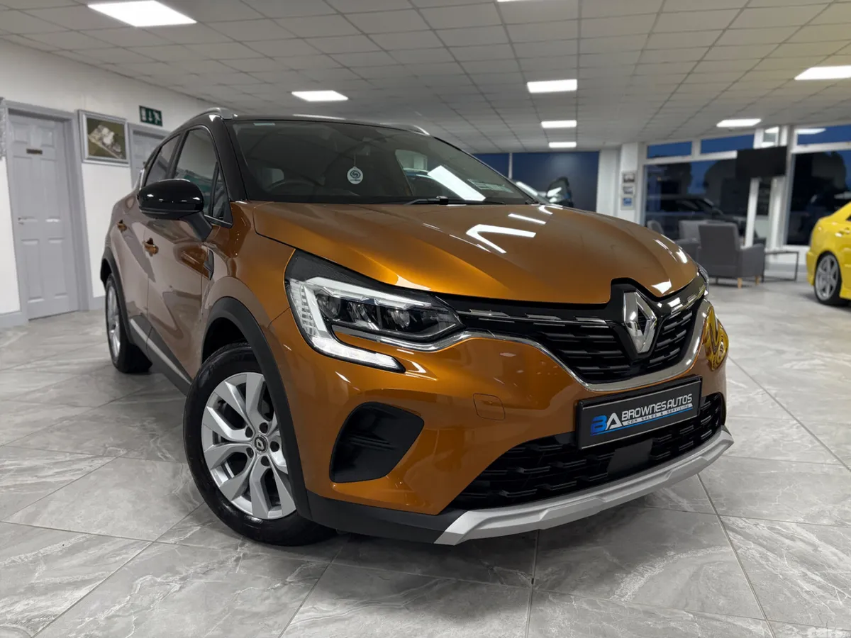 Renault Captur Hatchback, Diesel, 2021, Orange