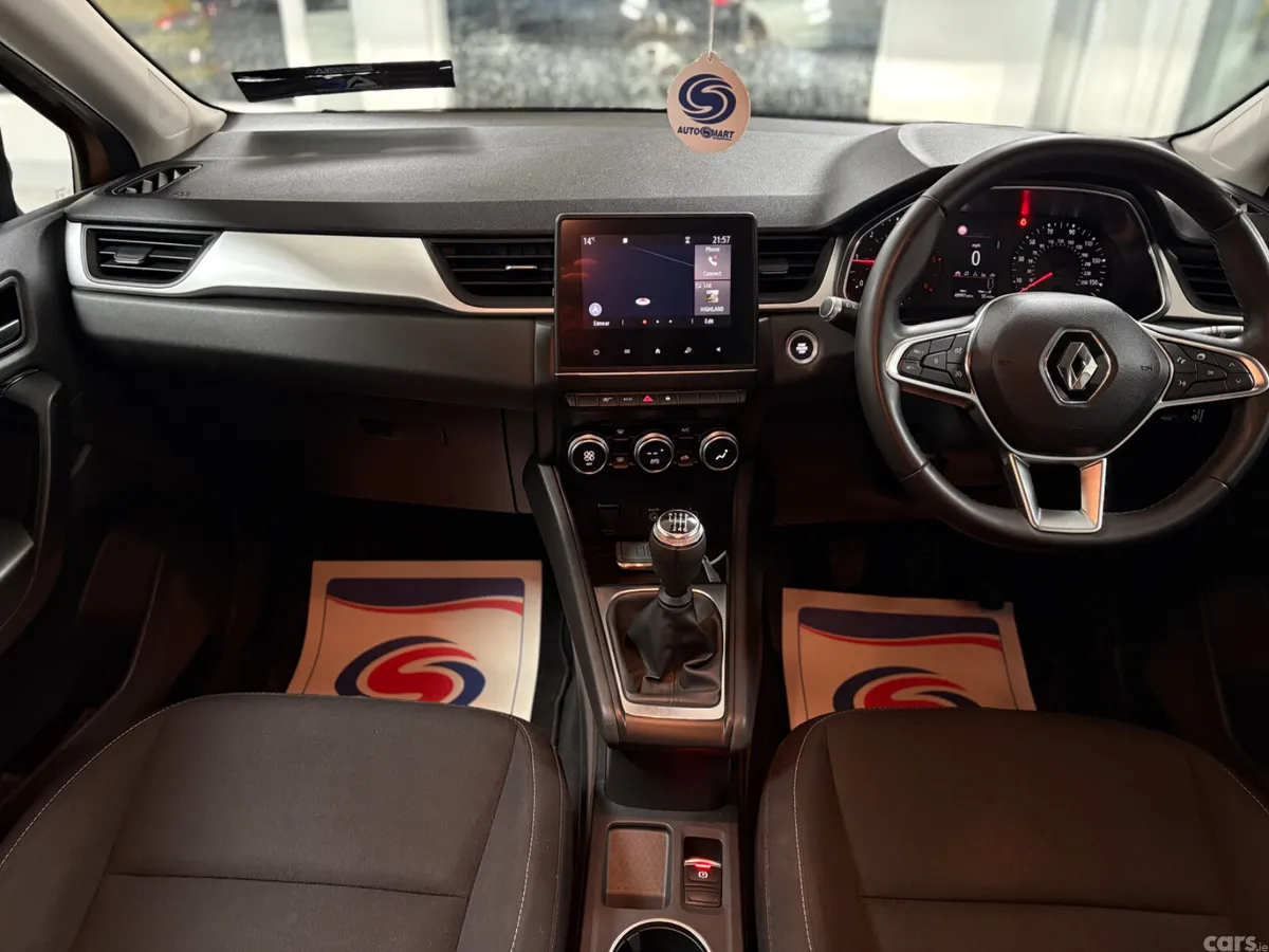 Renault Captur Hatchback, Diesel, 2021, Orange