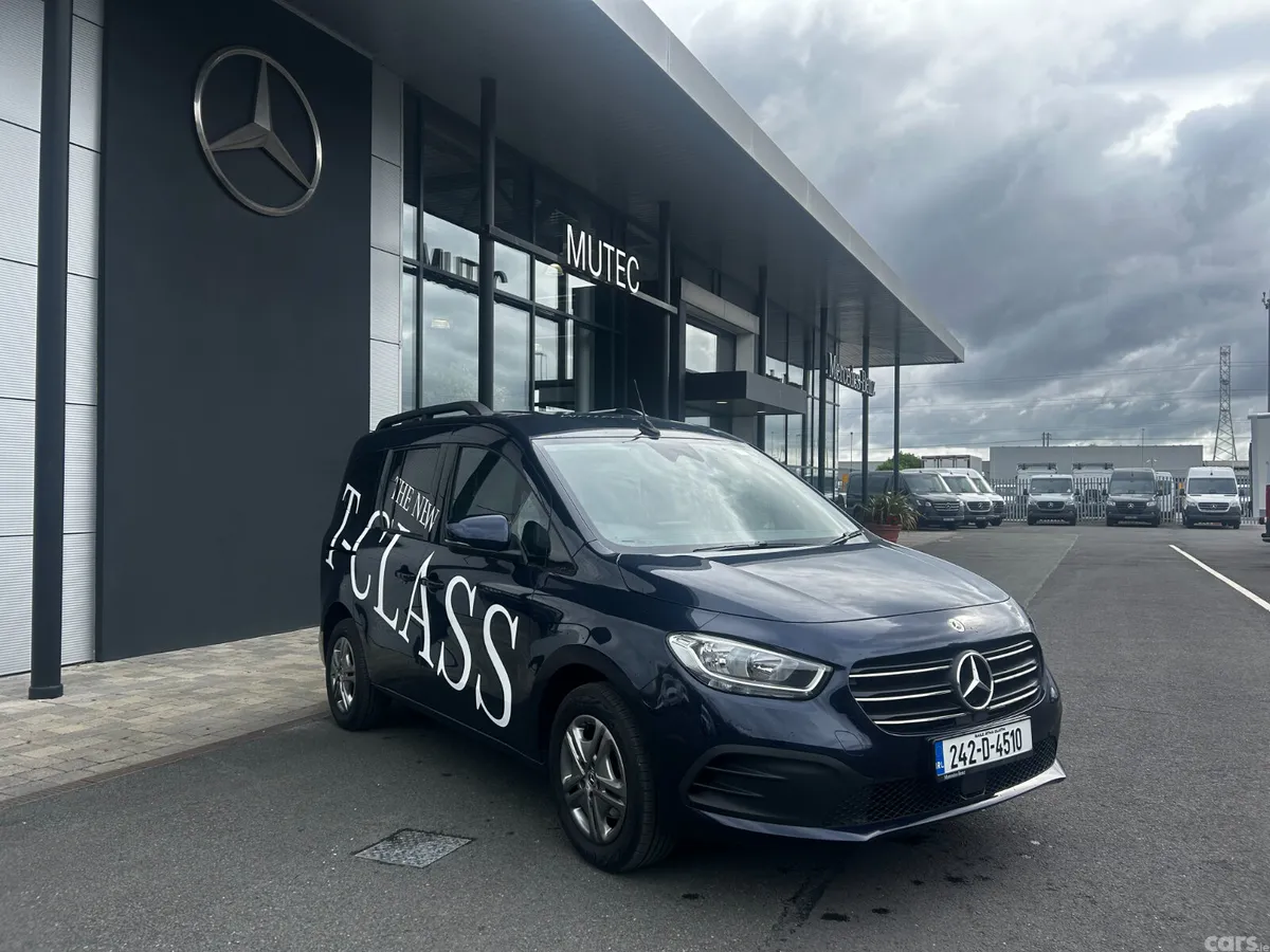Mercedes-Benz T-Class MPV, Diesel, 2024, Blue