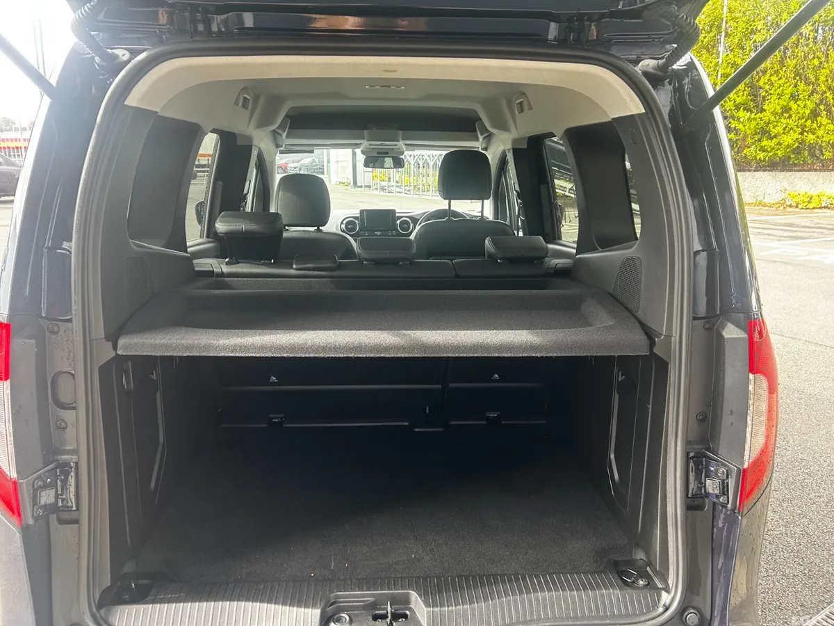 Mercedes-Benz T-Class MPV, Diesel, 2024, Blue