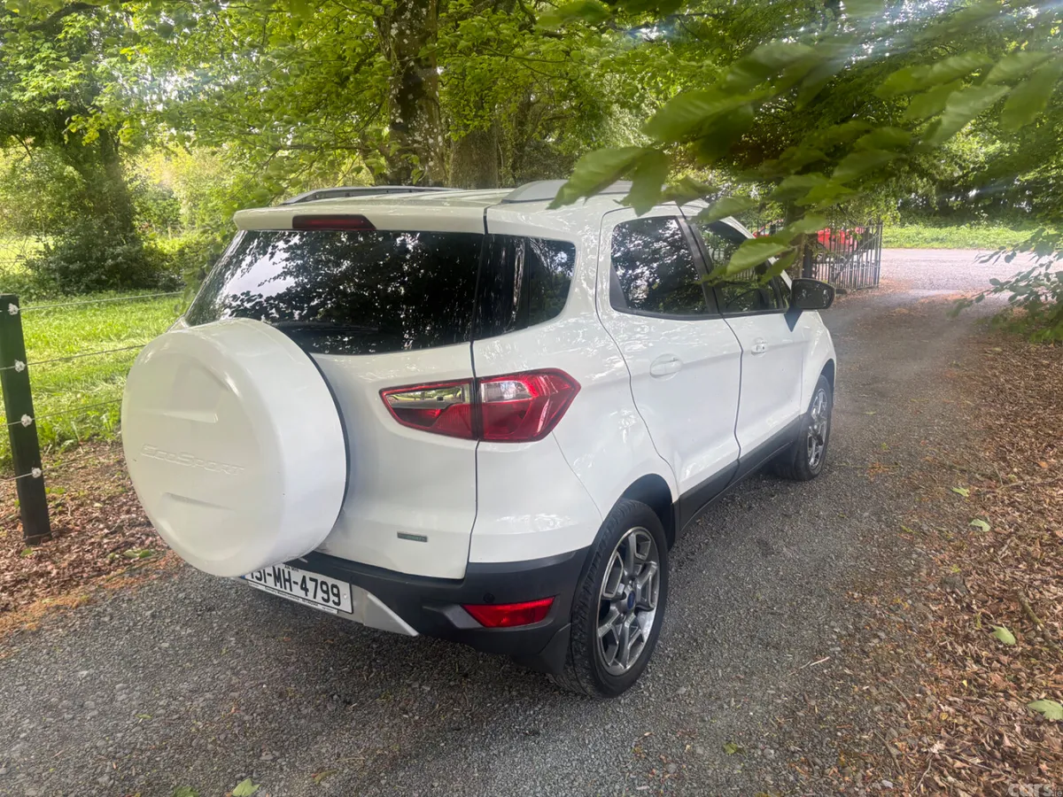 Ford EcoSport SUV, Petrol, 2015, White
