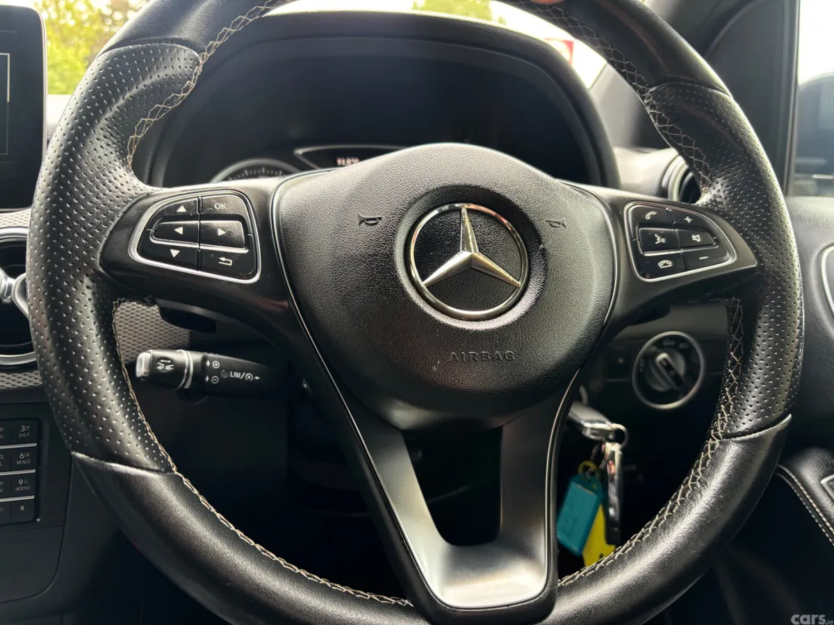 Mercedes-Benz B-Class MPV, Petrol, 2017, Blue