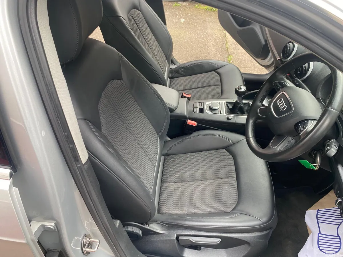 Audi A3 Hatchback, Diesel, 2014, Silver