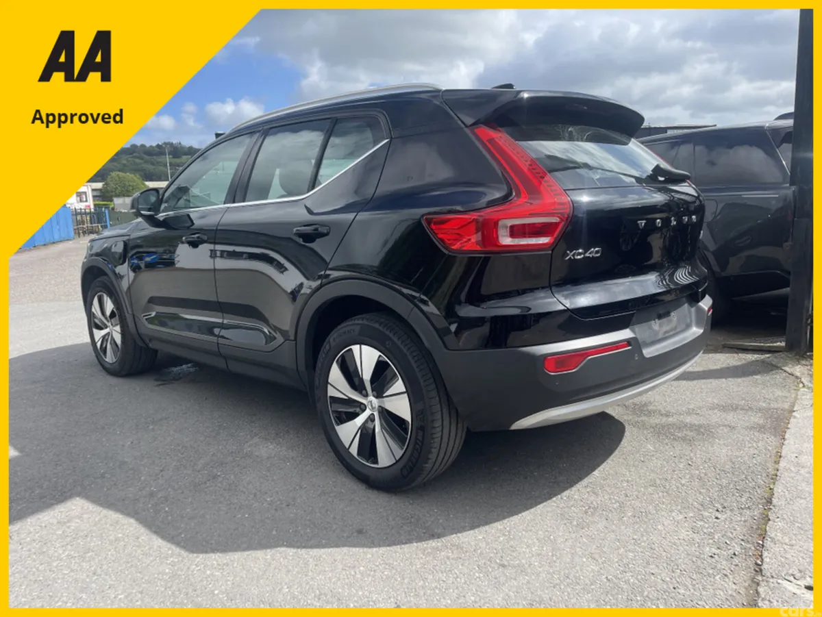 Volvo XC40 SUV, Petrol Plug-in Hybrid, 2022, Black