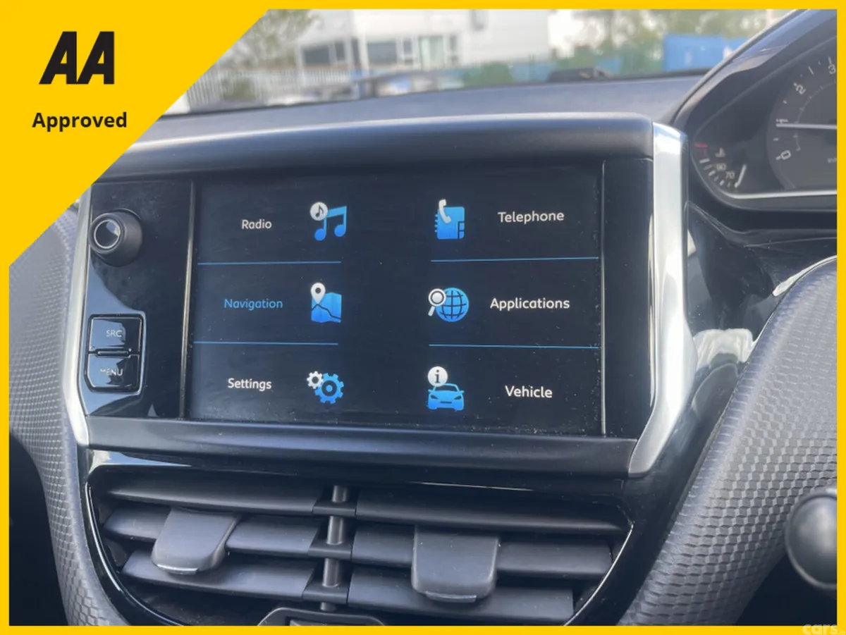 Peugeot 208 Hatchback, Petrol, 2019, Blue