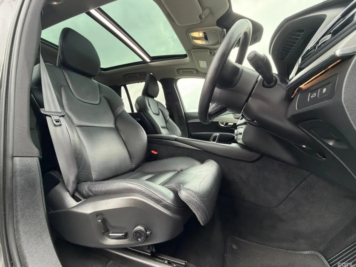 Volvo XC90 Estate, Petrol Plug-in Hybrid, 2023, Grey