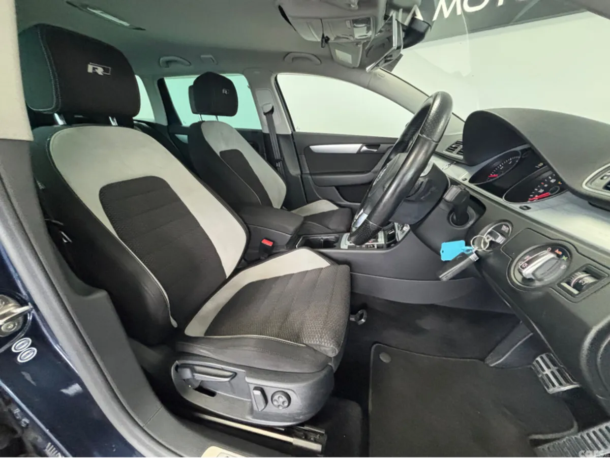 Volkswagen Passat Estate, Petrol, 2015, Black
