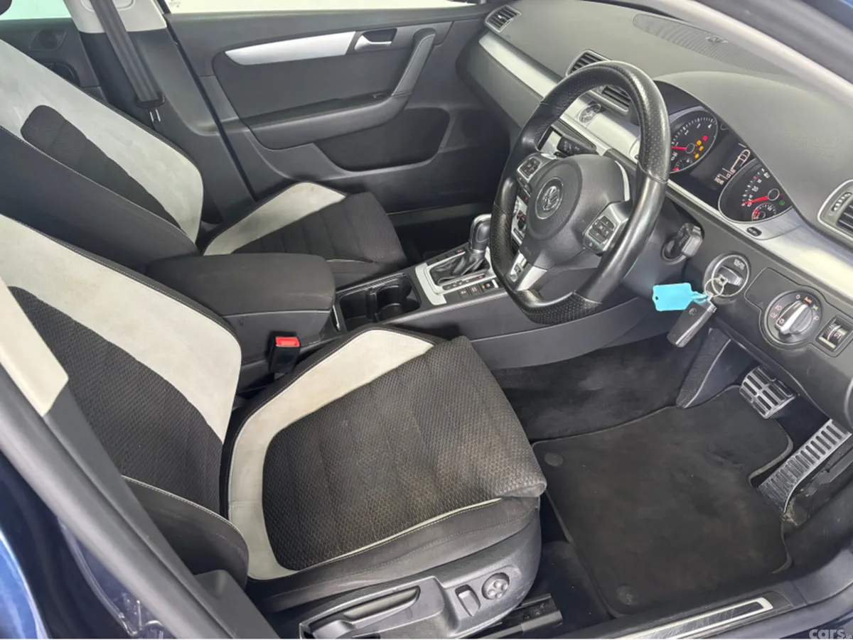 Volkswagen Passat Estate, Petrol, 2015, Black
