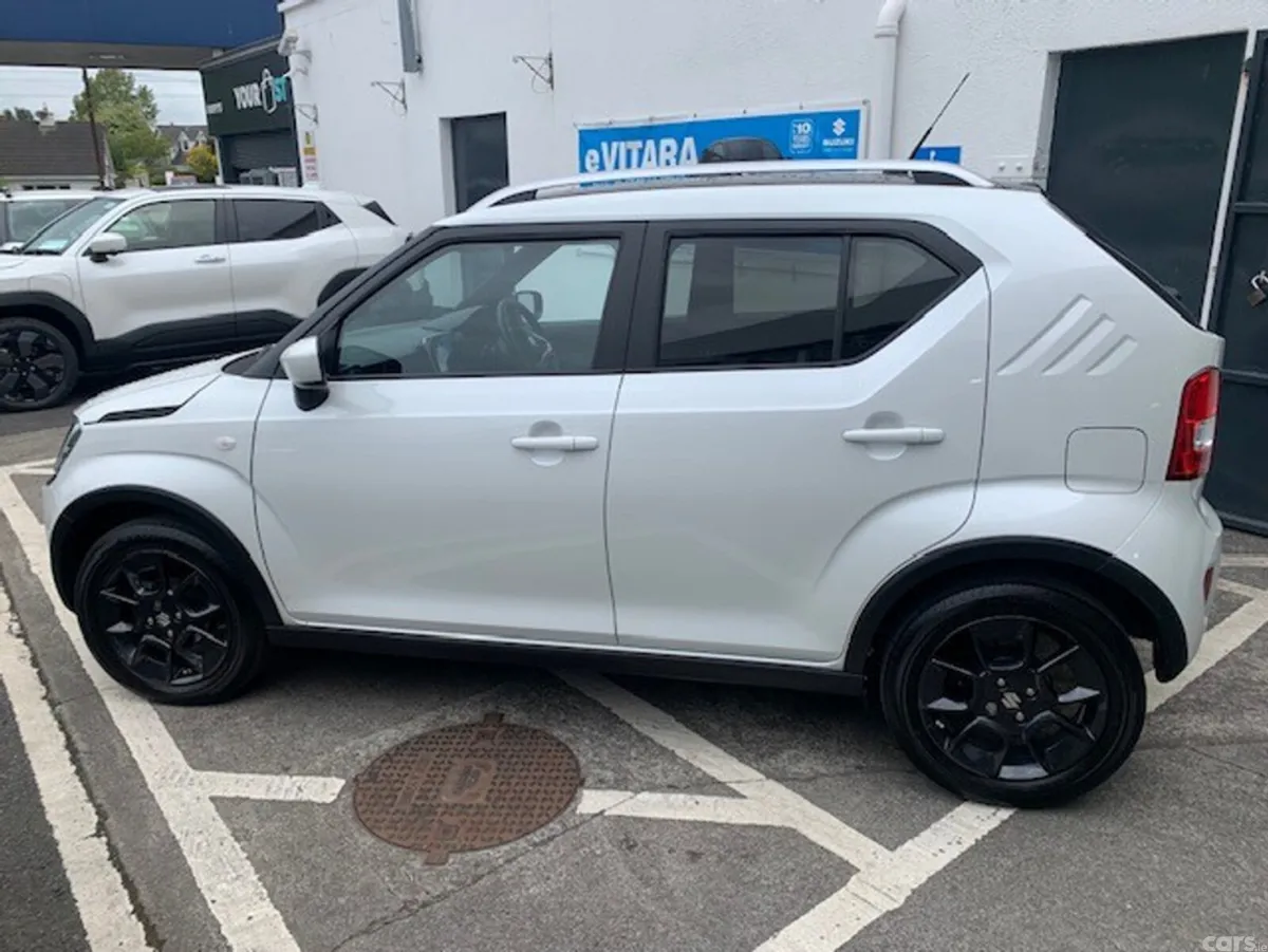 Suzuki Ignis Hatchback, Petrol, 2025, White