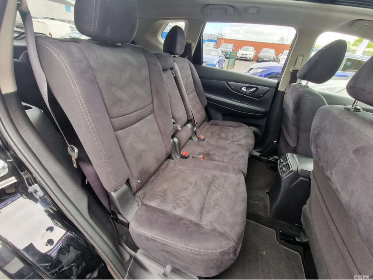 Nissan X-Trail SUV, Diesel, 2016, Black