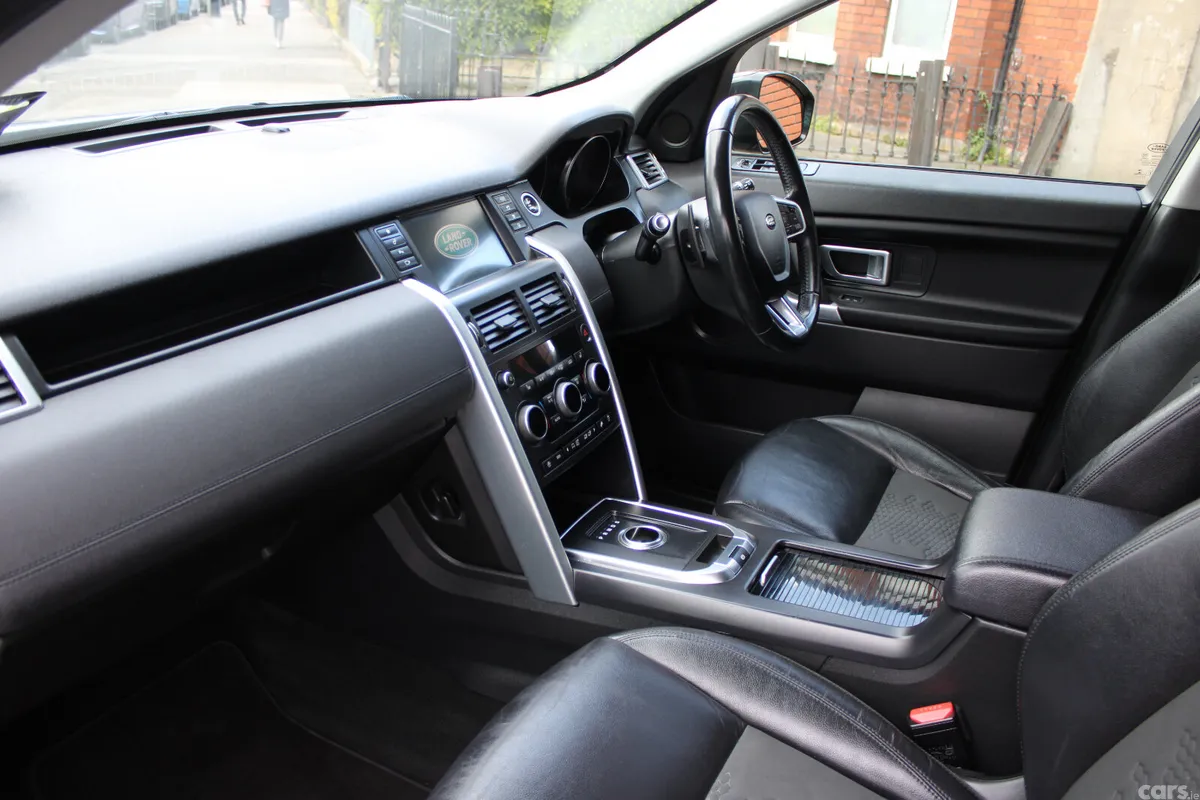 Land Rover Discovery Sport SUV, Diesel, 2018, Black