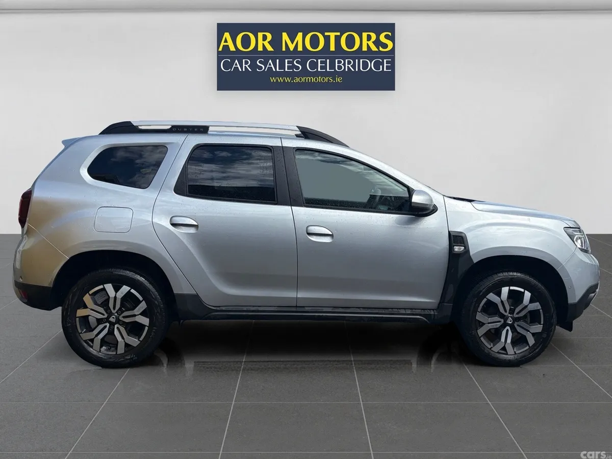 Dacia Duster SUV, Petrol, 2022, Grey