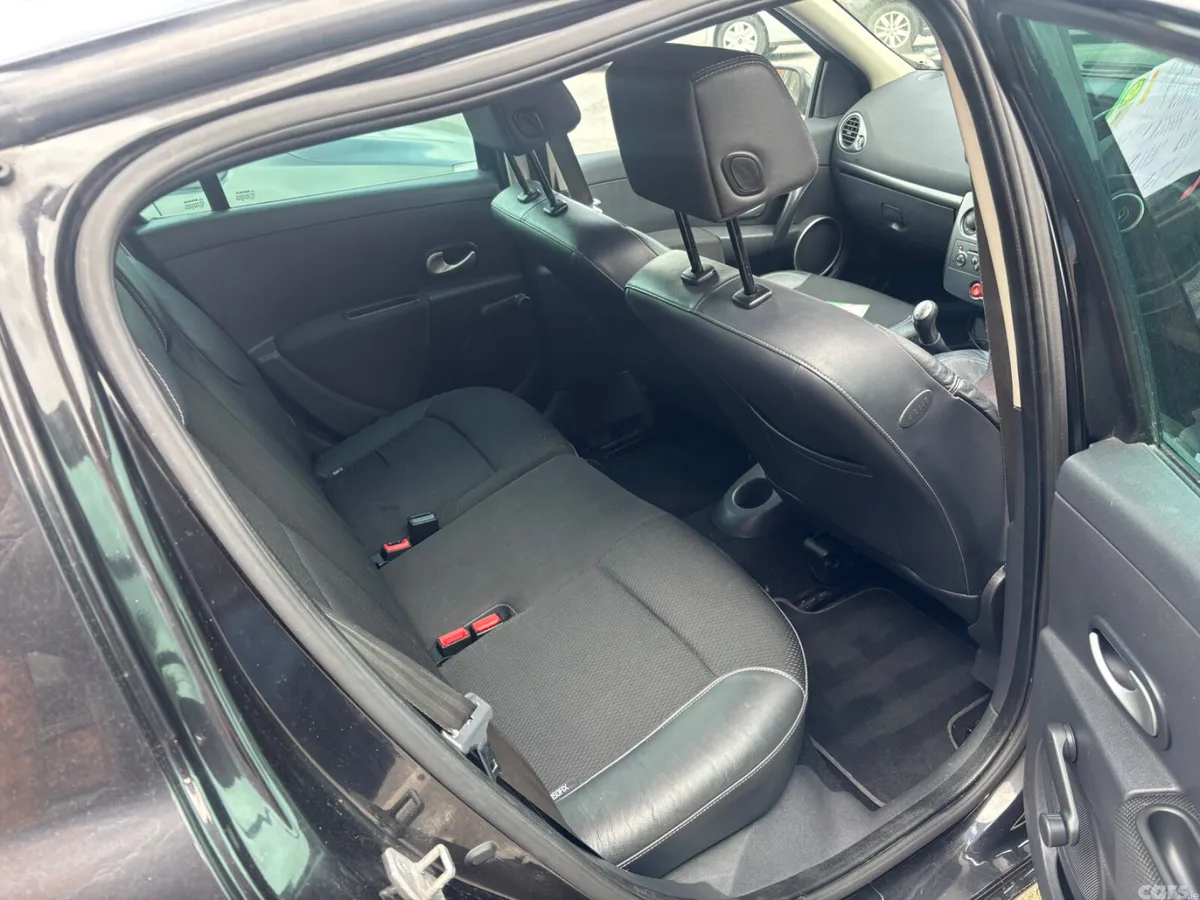 Renault Clio Hatchback, Petrol, 2009, Black