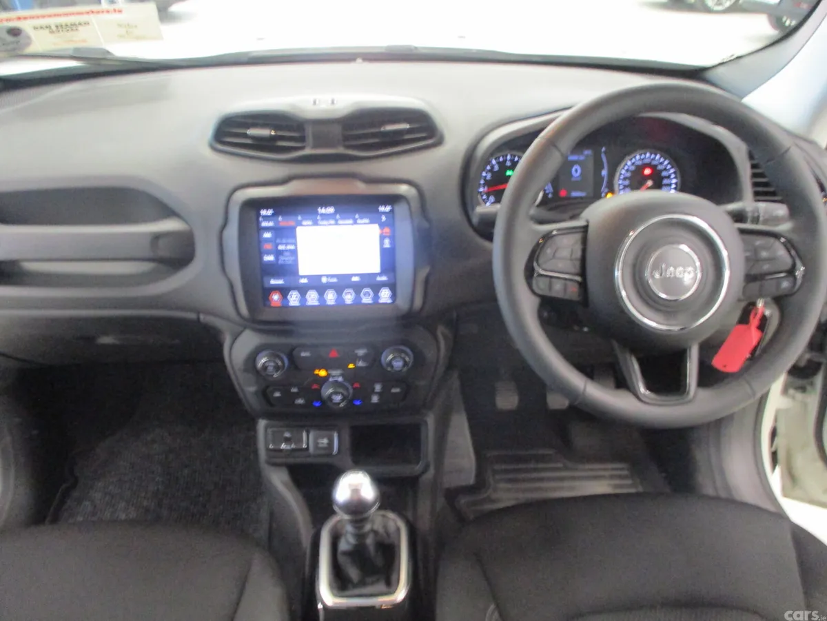 Jeep Renegade SUV, Petrol, 2023, White