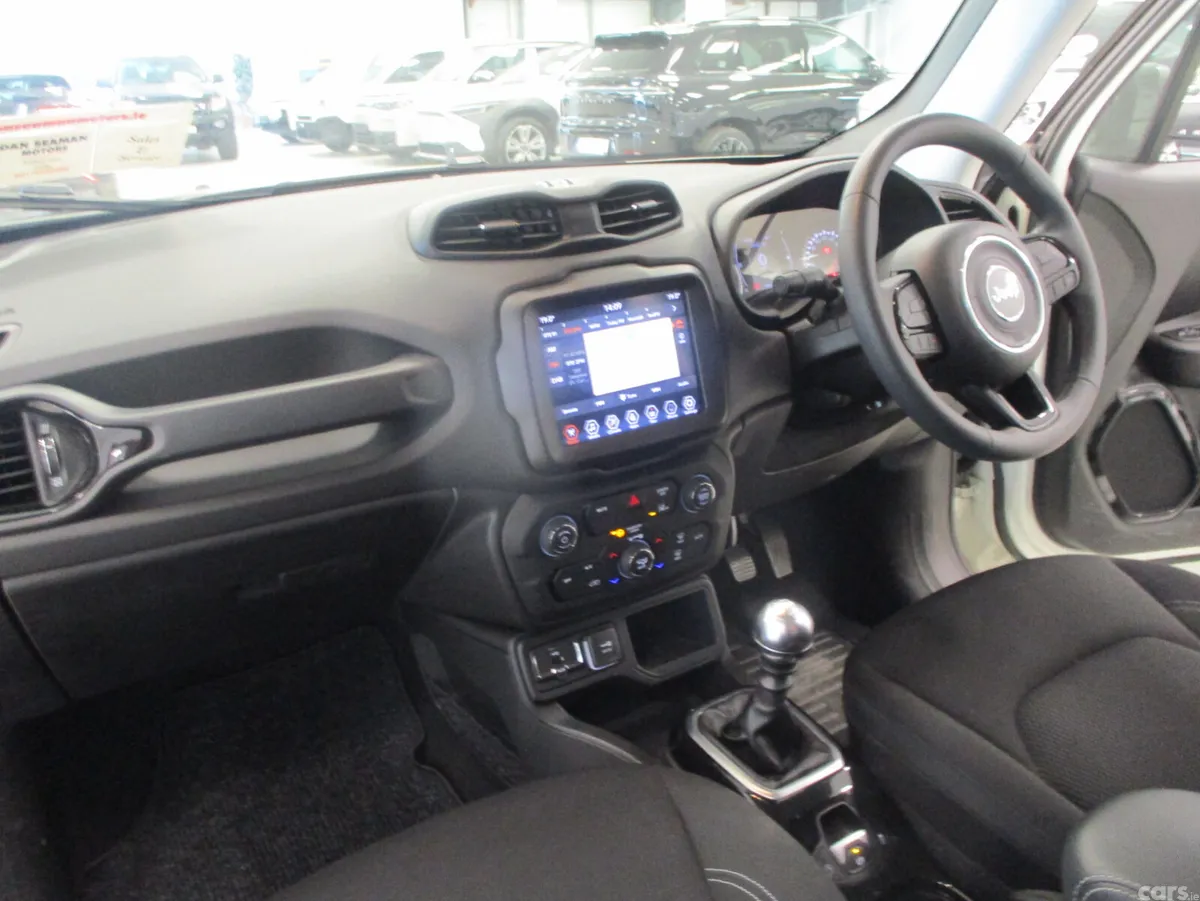 Jeep Renegade SUV, Petrol, 2023, White
