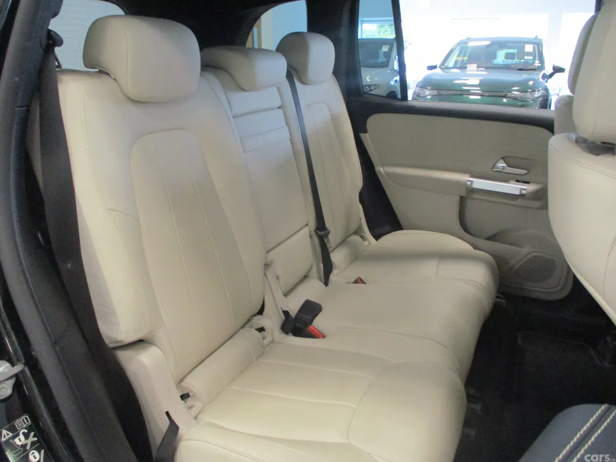 Mercedes-Benz GLB Estate/Jeep, Diesel, 2022, Black