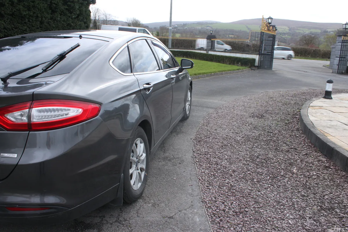 Ford Mondeo Hatchback, Diesel, 2016, Grey