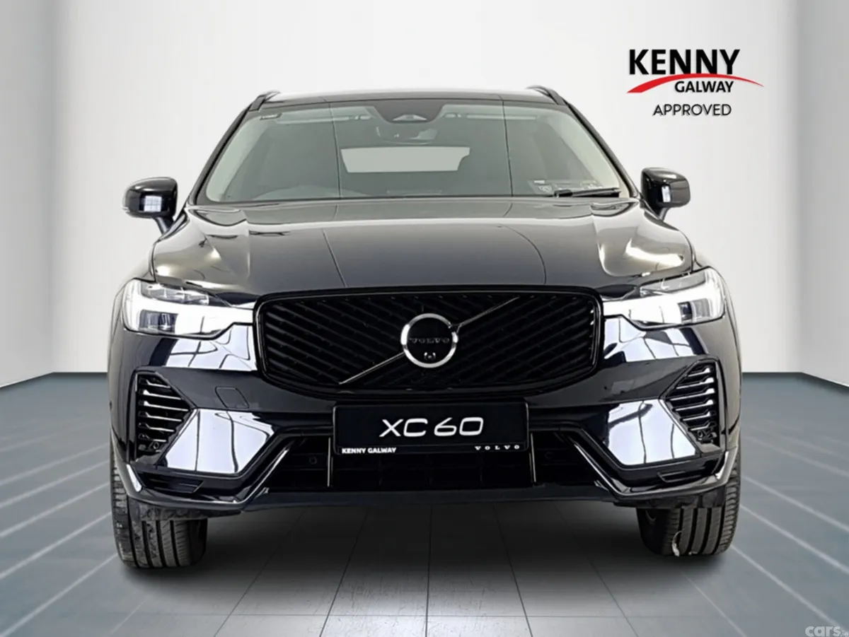 Volvo XC60 Estate, Petrol Hybrid, 2025, Black