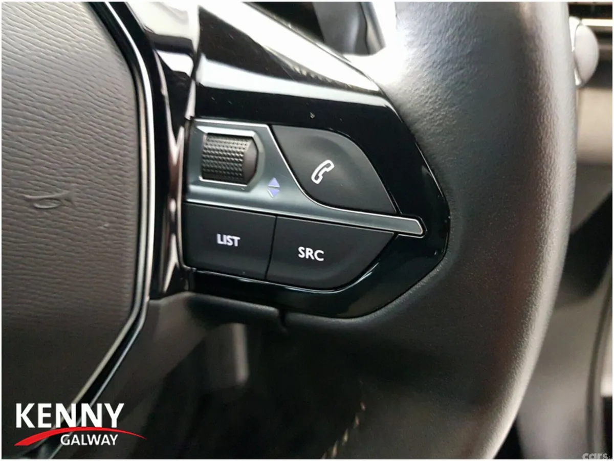 Peugeot 5008 MPV, Diesel, 2024, Black