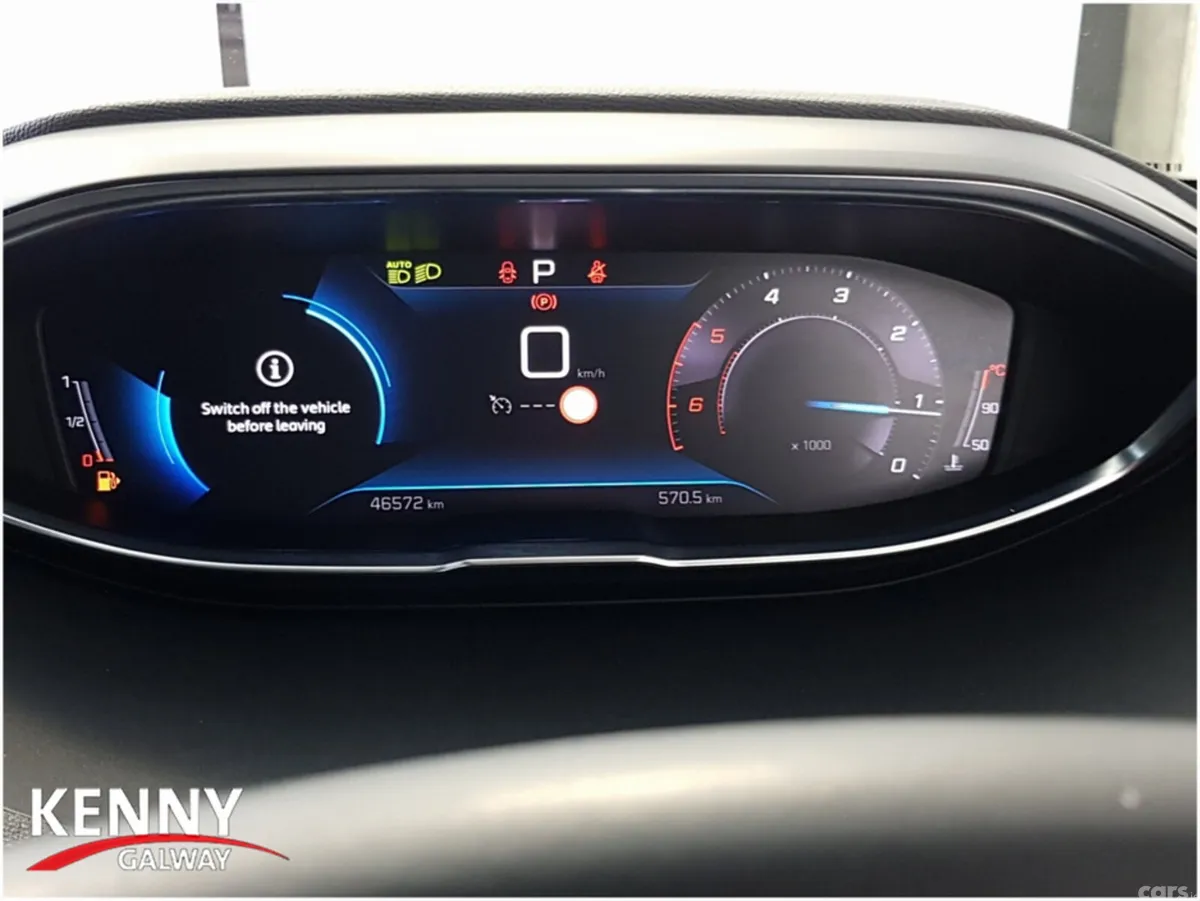 Peugeot 5008 MPV, Diesel, 2024, Black