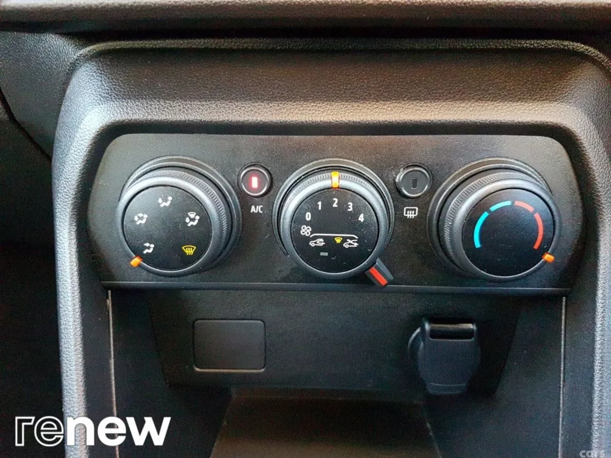 Dacia Sandero Hatchback, Petrol, 2025, White