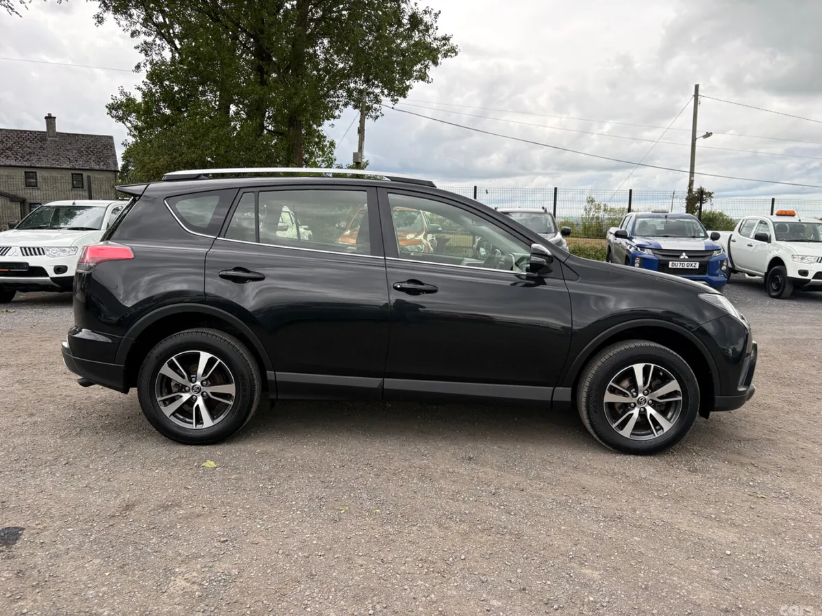 Toyota RAV4 SUV, Diesel, 2016, Black