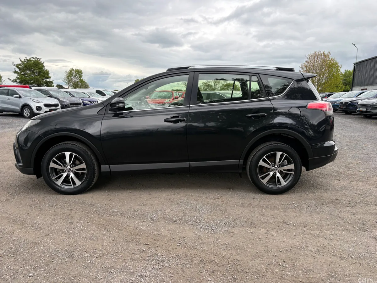 Toyota RAV4 SUV, Diesel, 2016, Black