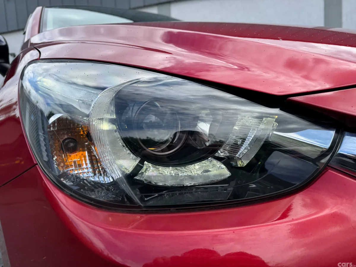 Mazda Demio Hatchback, Petrol, 2015, Red