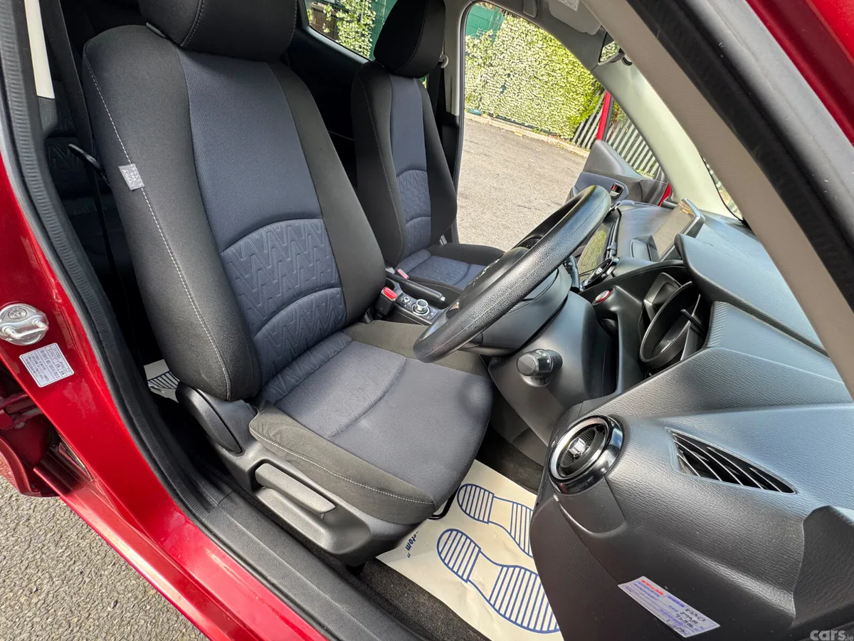 Mazda Demio Hatchback, Petrol, 2015, Red